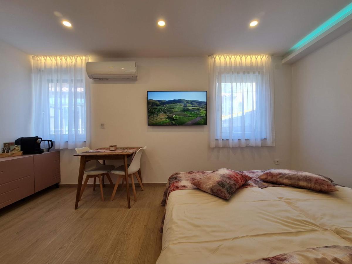 Restaurant & Apartments Getaway Pri Kobalu Vipava Zewnętrze zdjęcie
