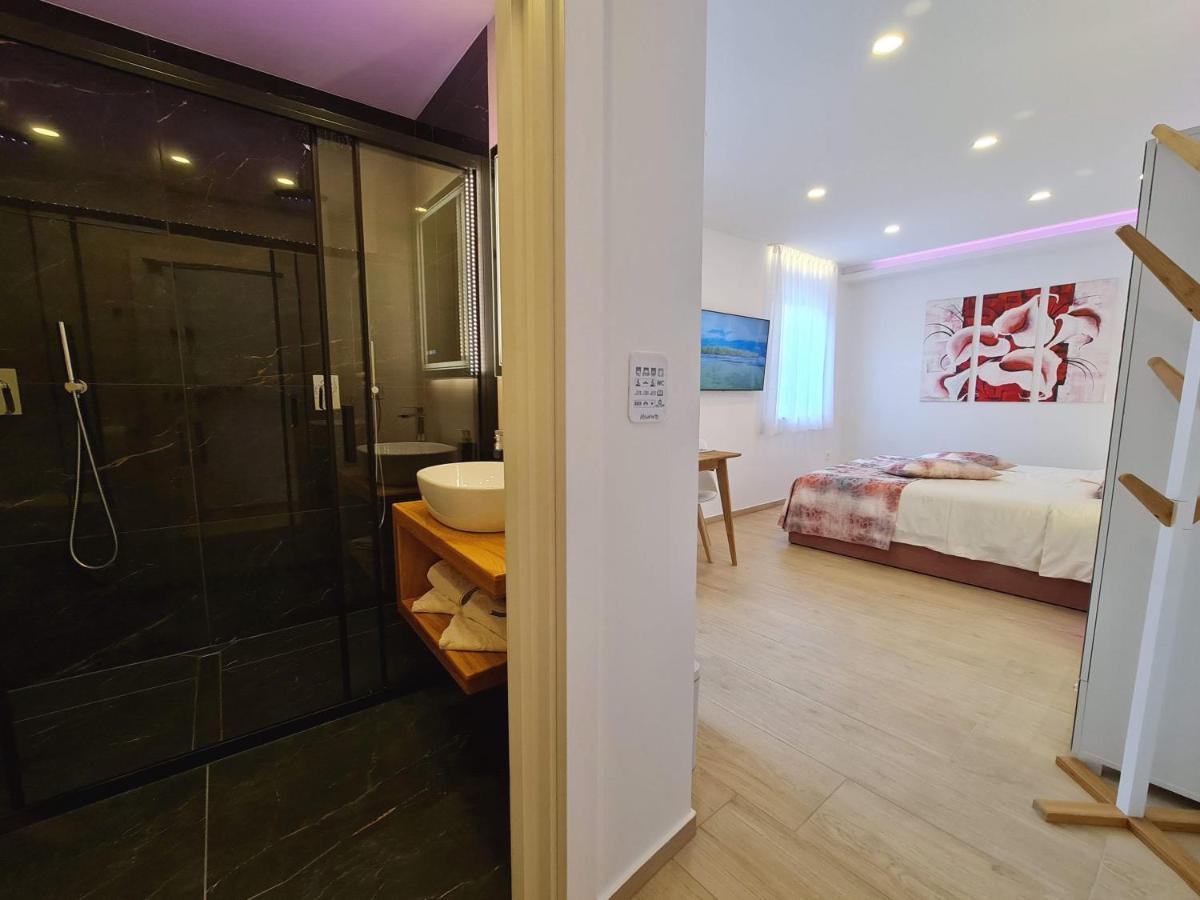 Restaurant & Apartments Getaway Pri Kobalu Vipava Zewnętrze zdjęcie